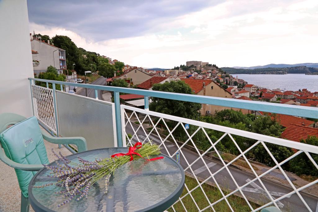 Apartment Boni Šibenik Esterno foto
